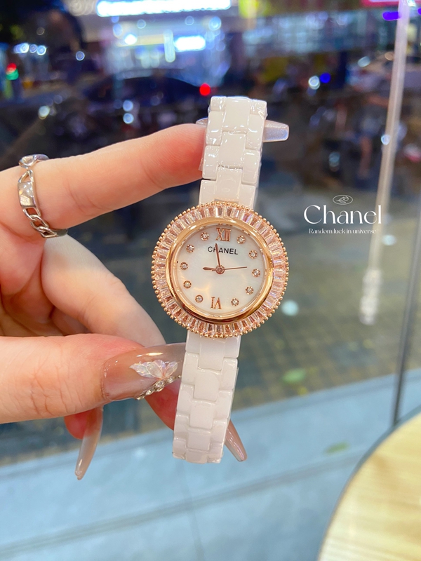 ブランド時計側面デザイン